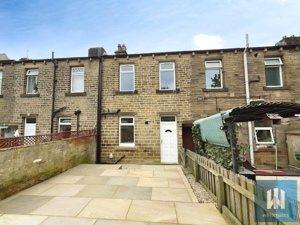 3 bed Mid Terraced House for rent in Kirkheaton. From Whitegates - Huddersfield