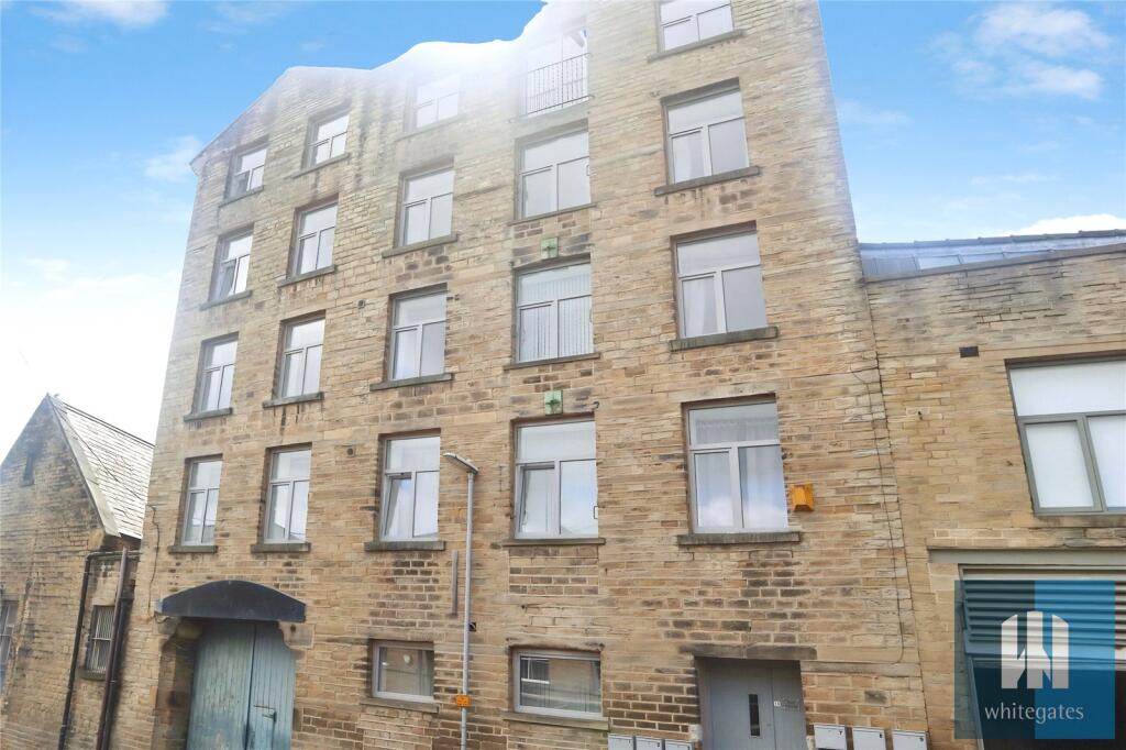 2 bed Apartment for rent in Huddersfield. From Whitegates - Huddersfield