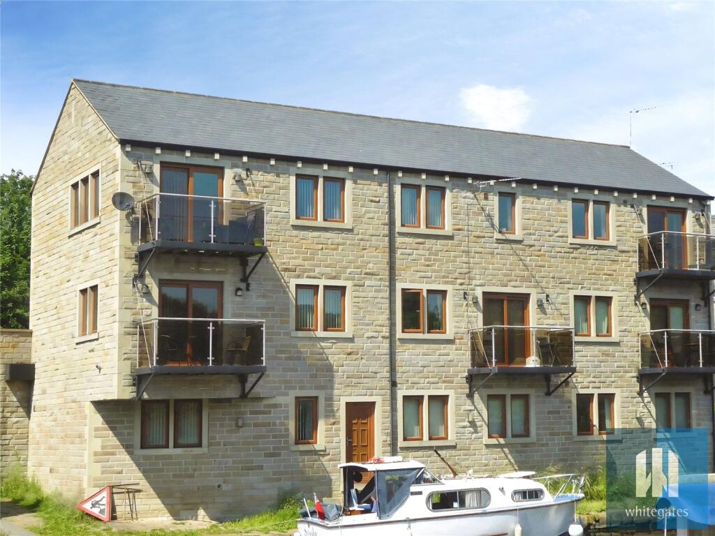 2 bed Apartment for rent in Elland. From Whitegates - Huddersfield