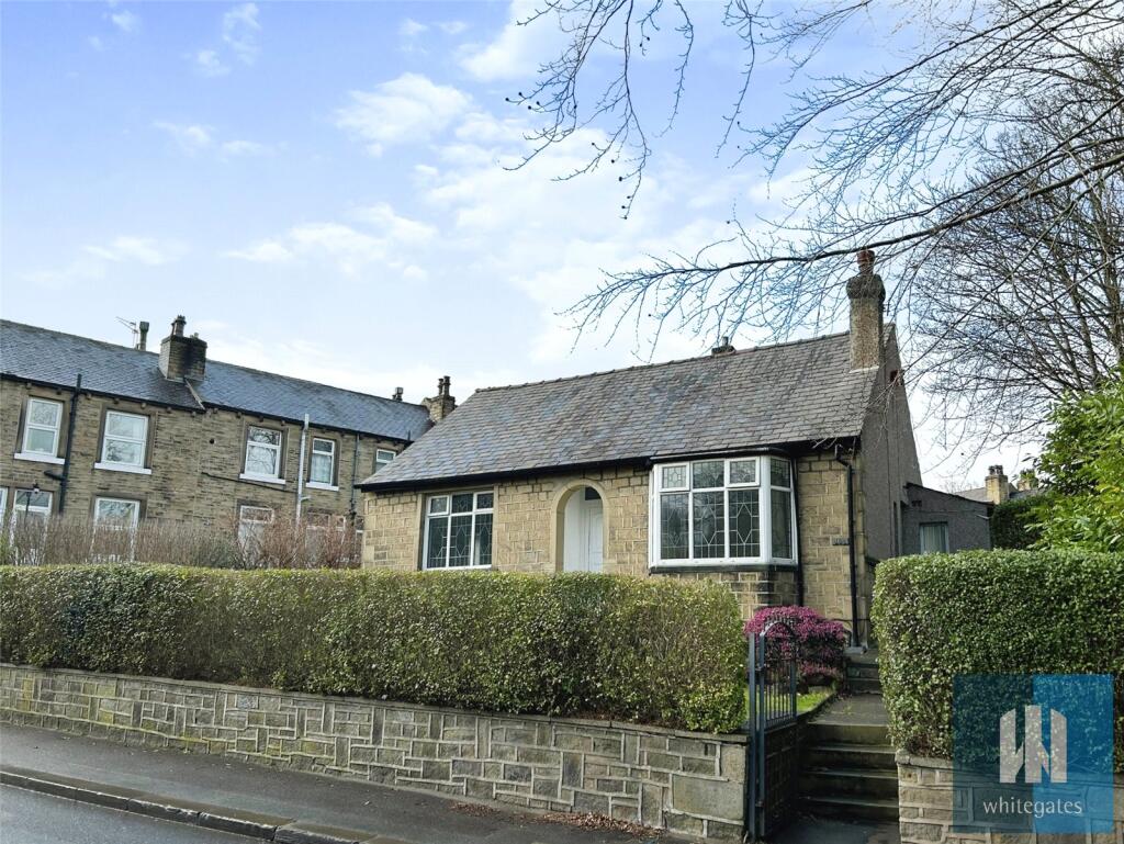 3 bed Bungalow for rent in Huddersfield. From Whitegates - Huddersfield