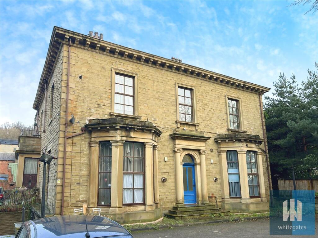 4 bed Studio for rent in Dewsbury. From Whitegates - Huddersfield