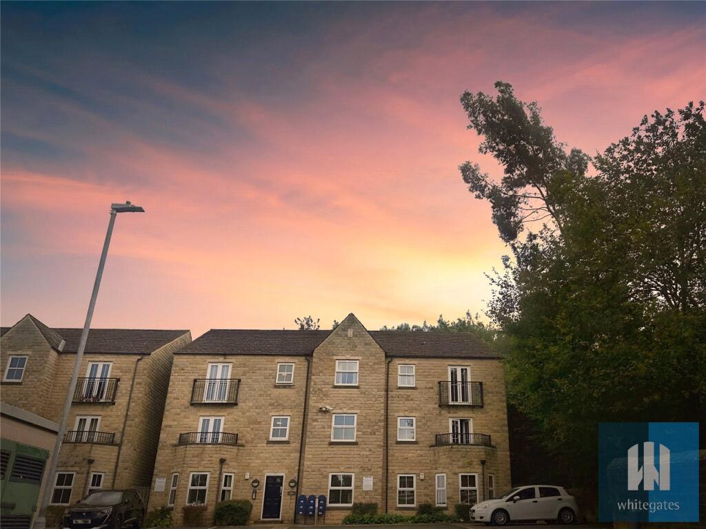 2 bed Apartment for rent in Netherton. From Whitegates - Huddersfield