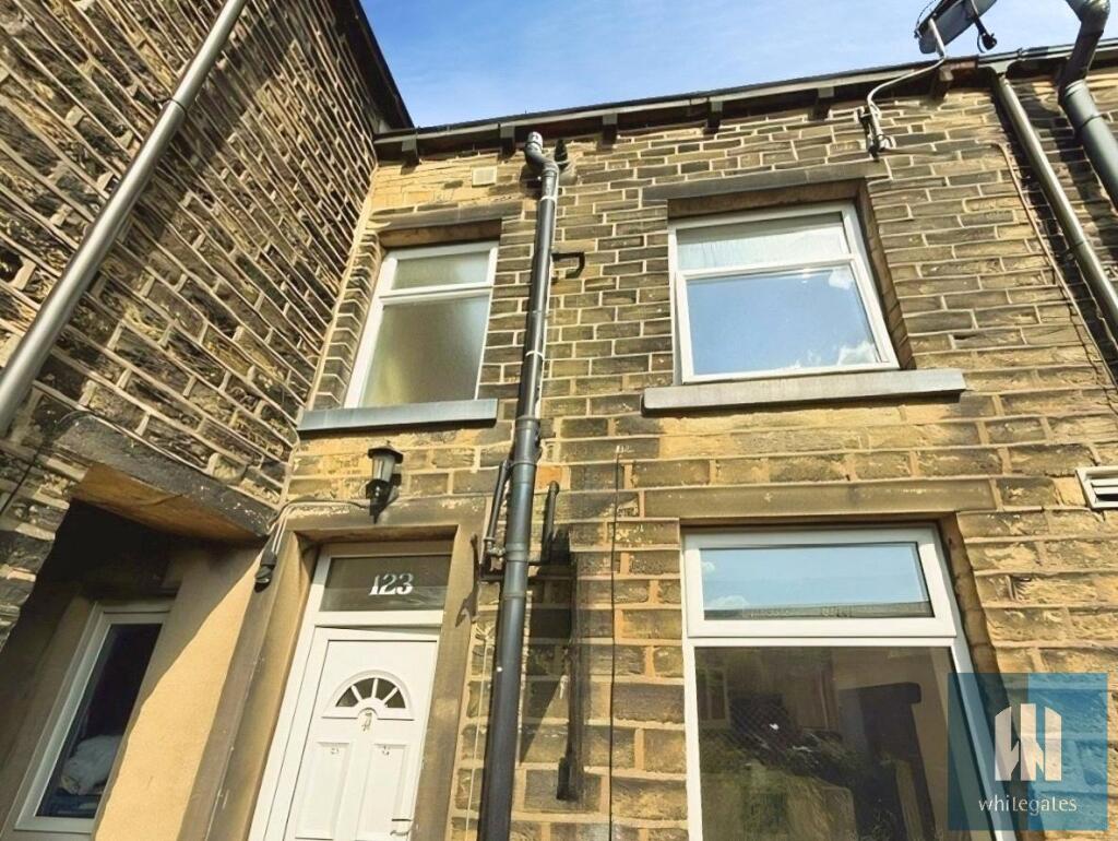 1 bed Mid Terraced House for rent in Outlane. From Whitegates - Huddersfield 1 bed Mid Terraced House for rent in Outlane. From Whitegates - Huddersfield