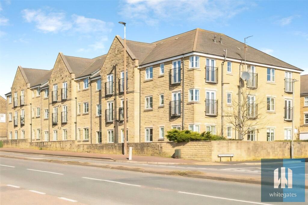2 bed Apartment for rent in Outlane. From Whitegates - Huddersfield