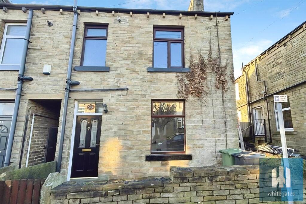 2 bed Mid Terraced House for rent in Huddersfield. From Whitegates - Huddersfield