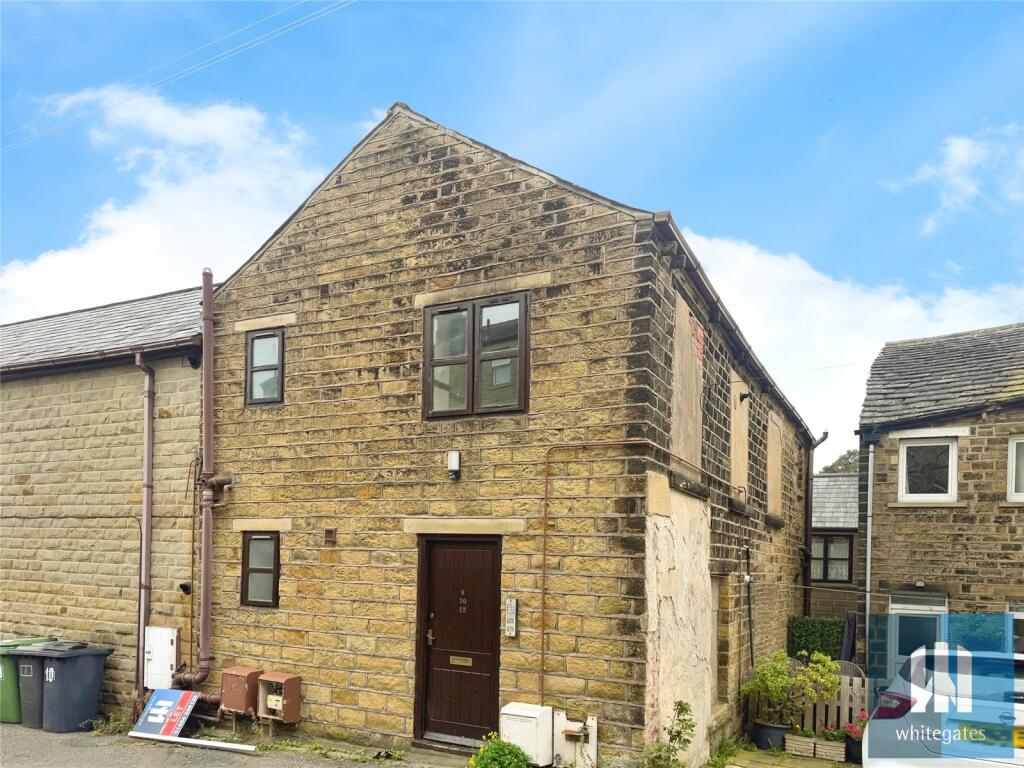 2 bed Apartment for rent in Netherton. From Whitegates - Huddersfield