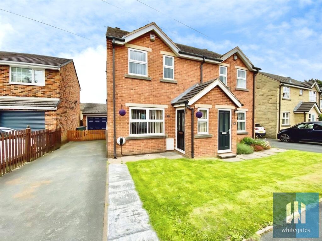 3 bed Semi Detached for rent in Huddersfield. From Whitegates - Huddersfield 3 bed Semi Detached for rent in Huddersfield. From Whitegates - Huddersfield