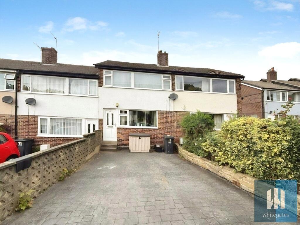 3 bed Mid Terraced House for rent in Brighouse. From Whitegates - Huddersfield