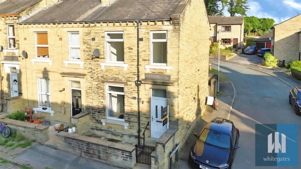 3 bed End of Terrace for rent in Brighouse. From Whitegates - Huddersfield