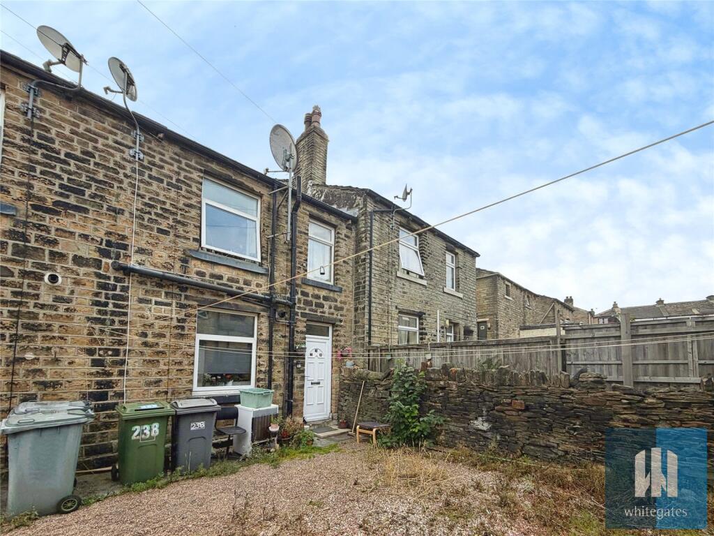 2 bed Mid Terraced House for rent in Outlane. From Whitegates - Huddersfield