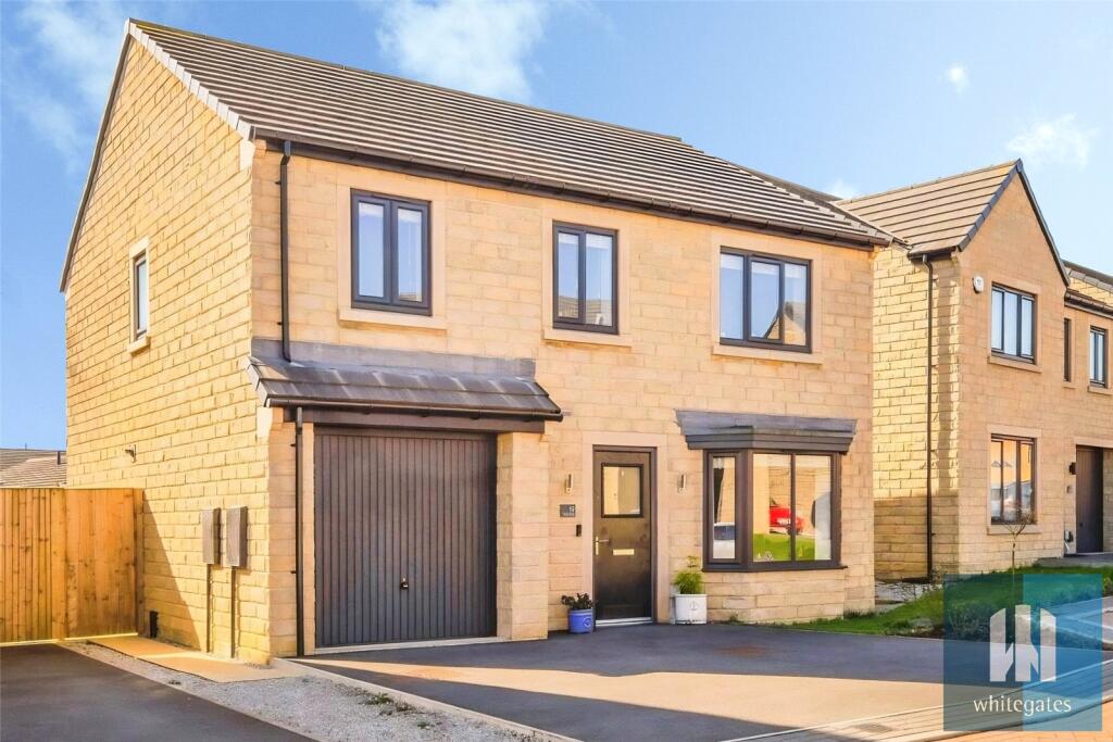 4 bed Detached for rent in Huddersfield. From Whitegates - Huddersfield