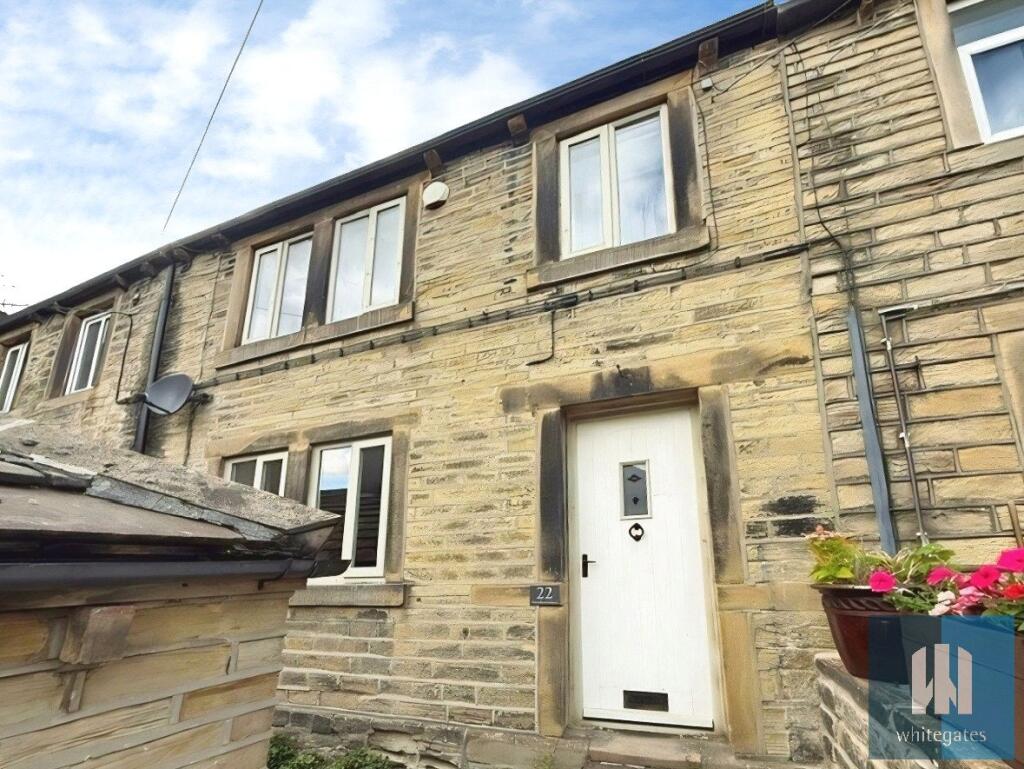 2 bed Mid Terraced House for rent in Holmfirth. From Whitegates - Huddersfield 2 bed Mid Terraced House for rent in Holmfirth. From Whitegates - Huddersfield