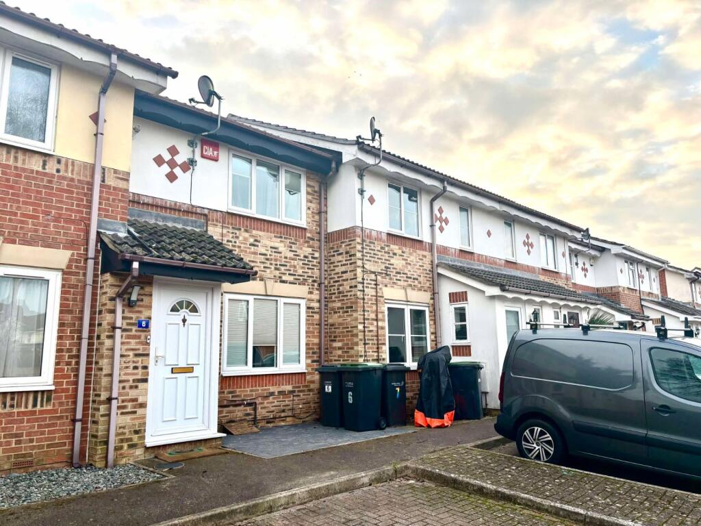 2 bed Mid Terraced House for rent in Peel Common. From Beals - Gosport
