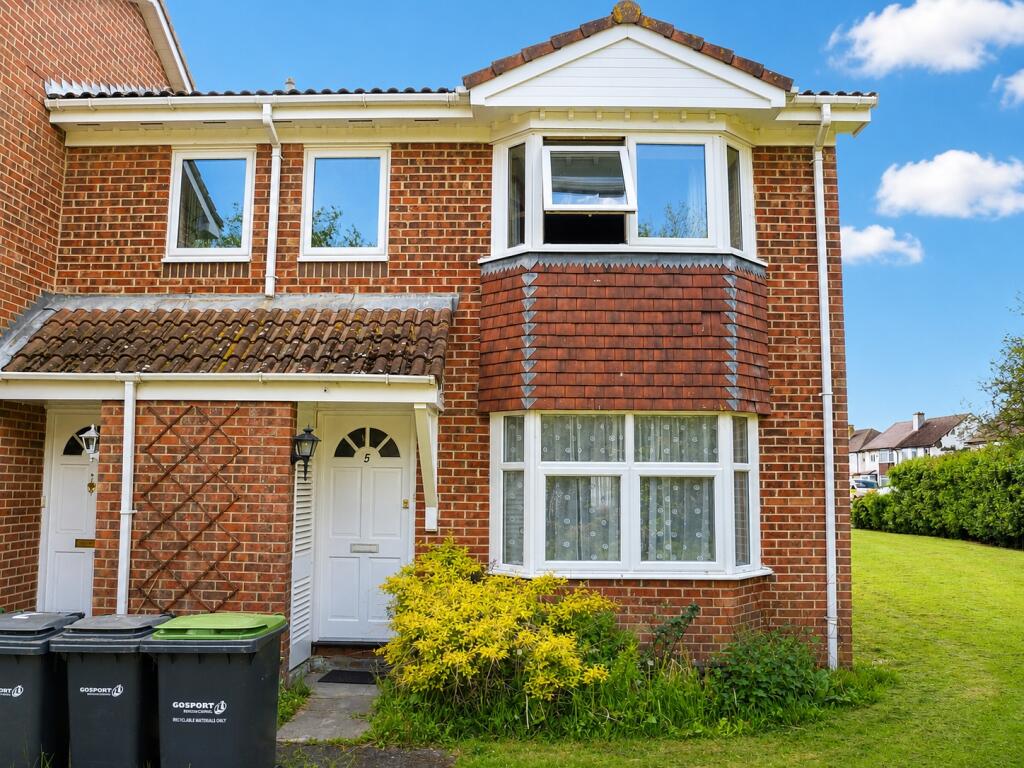 1 bed 1st Floor Flat for rent in Peel Common. From Beals - Gosport