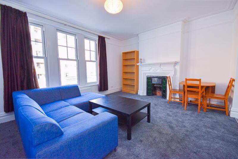 3 bed 1st Floor Flat for rent in London. From Patrick Henry Ltd