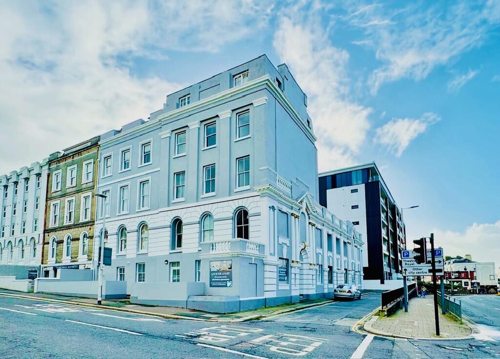2 bed Apartment for rent in Plymouth. From At Home Property - Plymouth