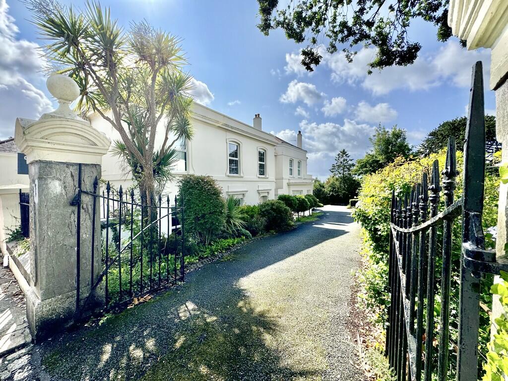 2 bed Apartment for rent in Plymouth. From At Home Property - Plymouth