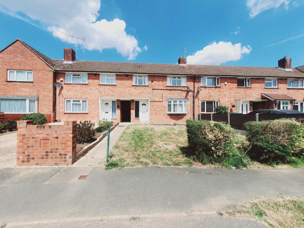 3 bed Mid Terraced House for rent in Havant. From Beals - Havant 3 bed Mid Terraced House for rent in Havant. From Beals - Havant