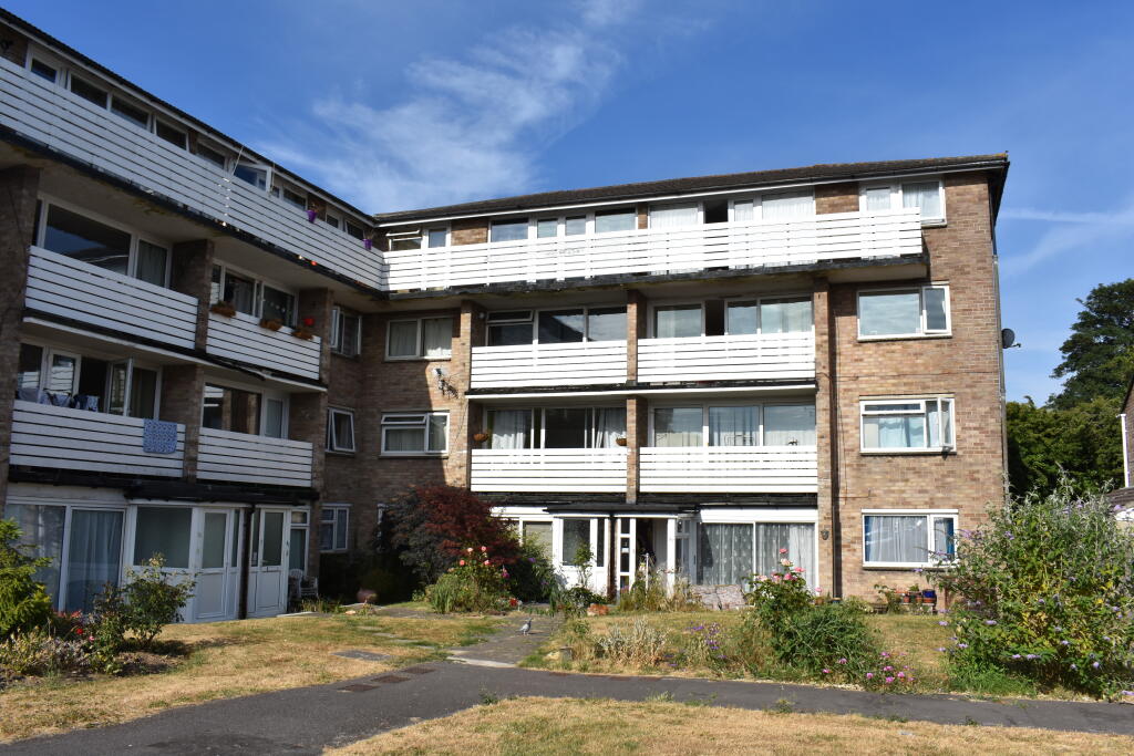 2 bed 1st Floor Flat for rent in Havant. From Beals - Havant 2 bed 1st Floor Flat for rent in Havant. From Beals - Havant
