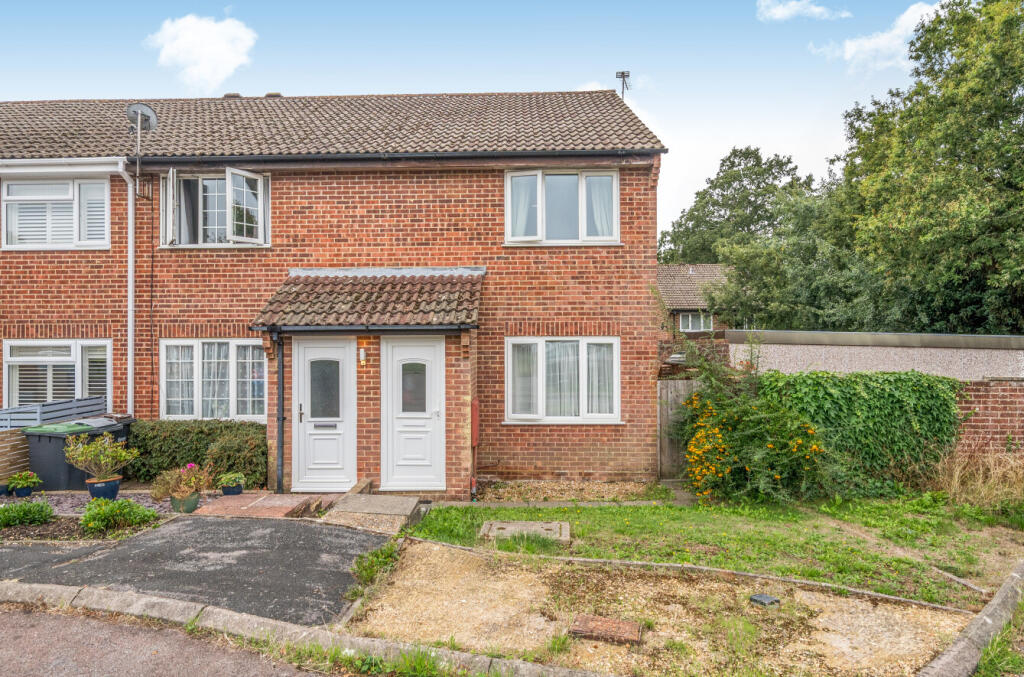 2 bed End of Terrace for rent in Furzeley Corner. From Beals - Havant 2 bed End of Terrace for rent in Furzeley Corner. From Beals - Havant