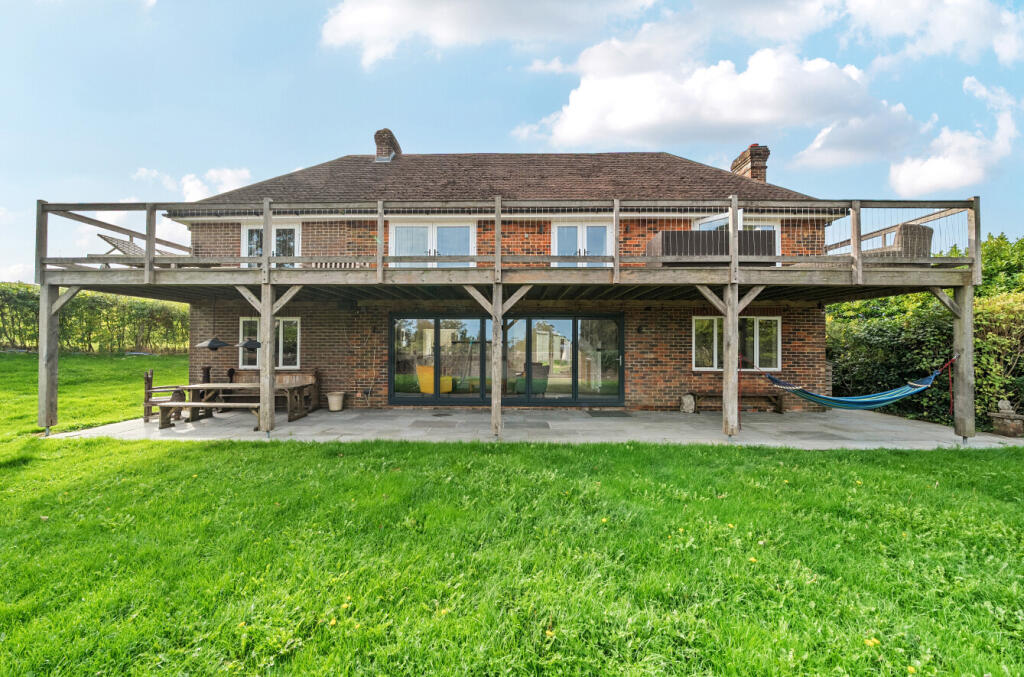 5 bed Detached for rent in Buriton. From Beals - Havant