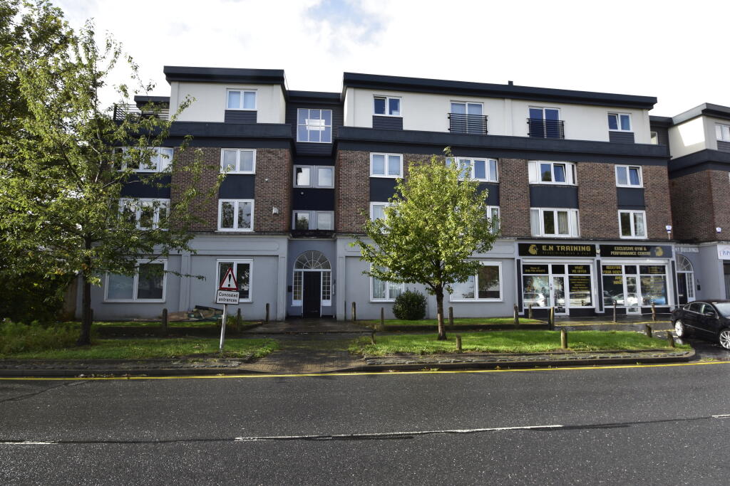 2 bed 1st Floor Flat for rent in Portsmouth. From Beals - North End