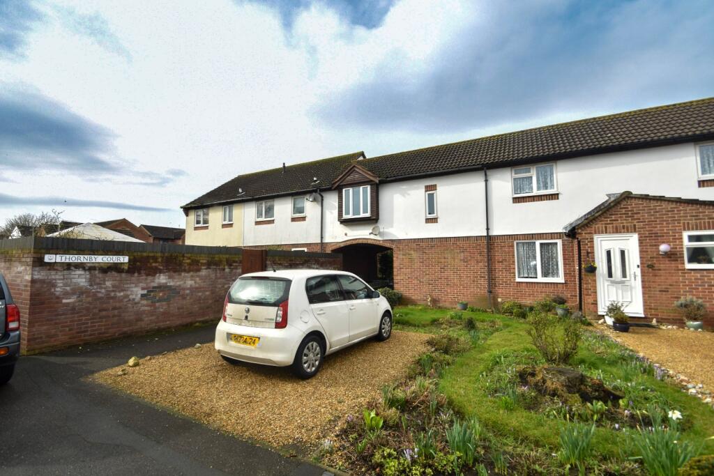 1 bed Mid Terraced House for rent in Portsmouth. From Beals - North End