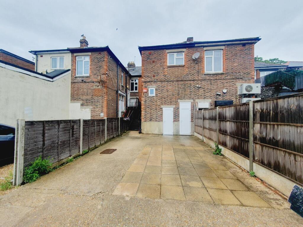 2 bed Not Specified for rent in Southwick. From Beals - North End 2 bed Not Specified for rent in Southwick. From Beals - North End