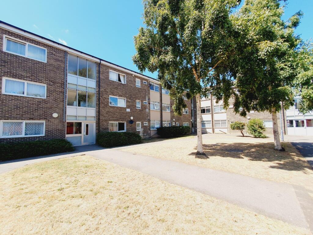 3 bed 1st Floor Flat for rent in Portsmouth. From Beals - North End 3 bed 1st Floor Flat for rent in Portsmouth. From Beals - North End