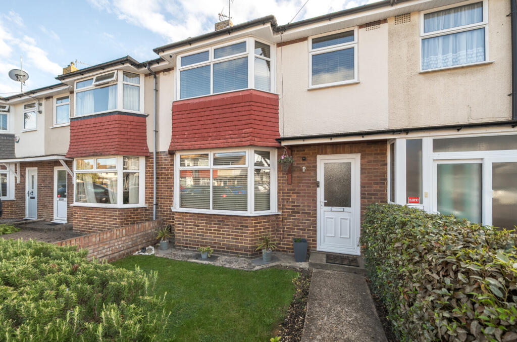 3 bed Mid Terraced House for rent in Havant. From Beals - North End 3 bed Mid Terraced House for rent in Havant. From Beals - North End