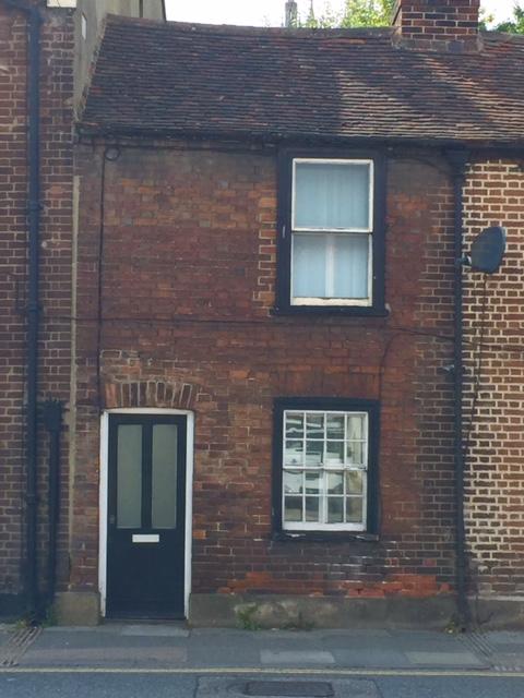 1 bed Mid Terraced House for rent in Canterbury. From Day Management Services - Canterbury