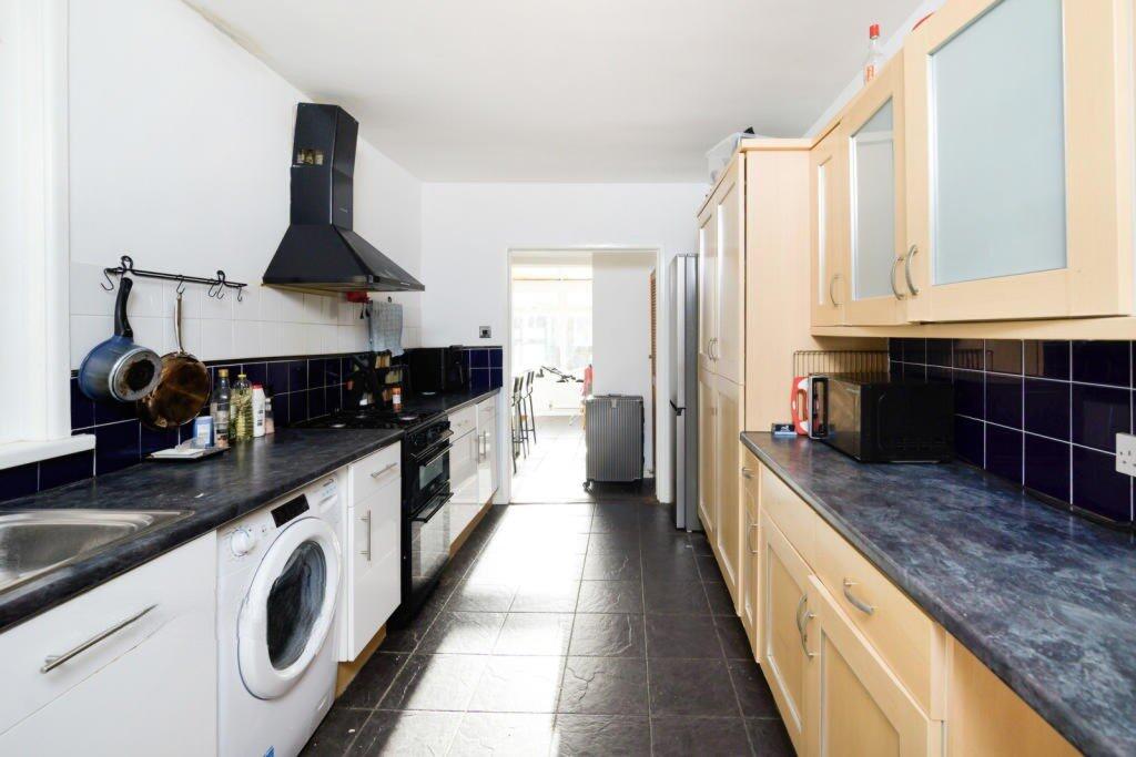 5 bed Detached for rent in Portsmouth. From Beals - Southsea