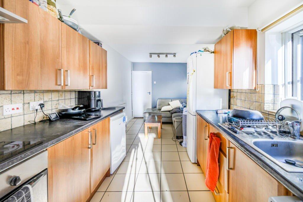 5 bed Detached for rent in Portsmouth. From Beals - Southsea