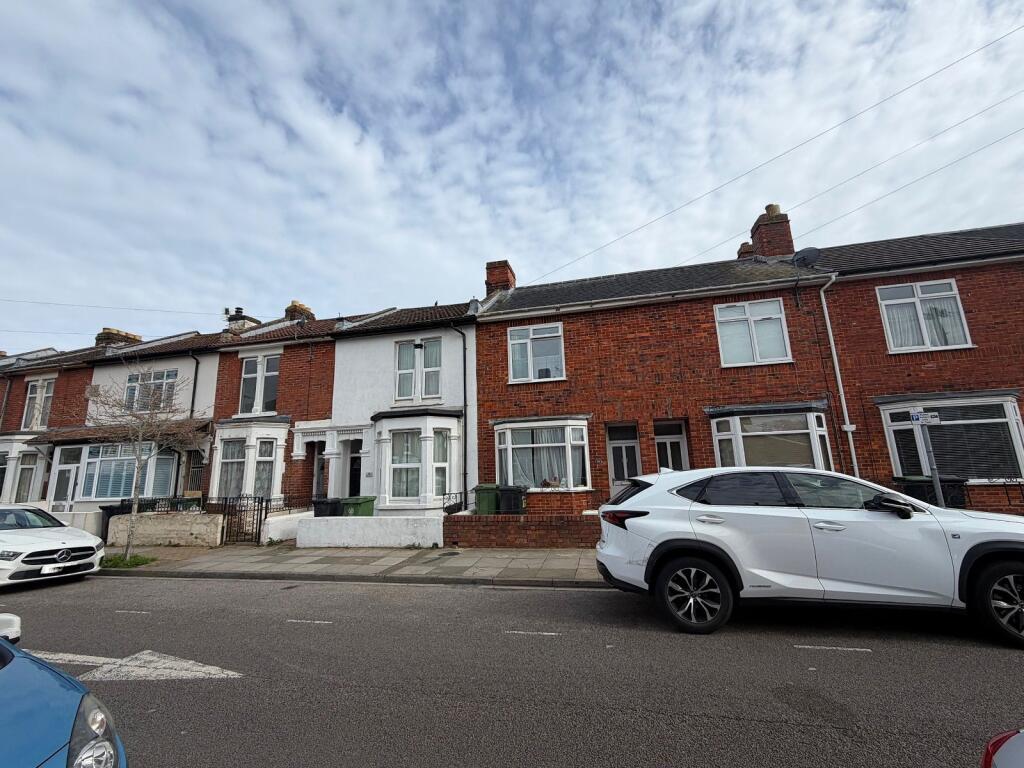 5 bed Mid Terraced House for rent in Portsmouth. From Beals - Southsea
