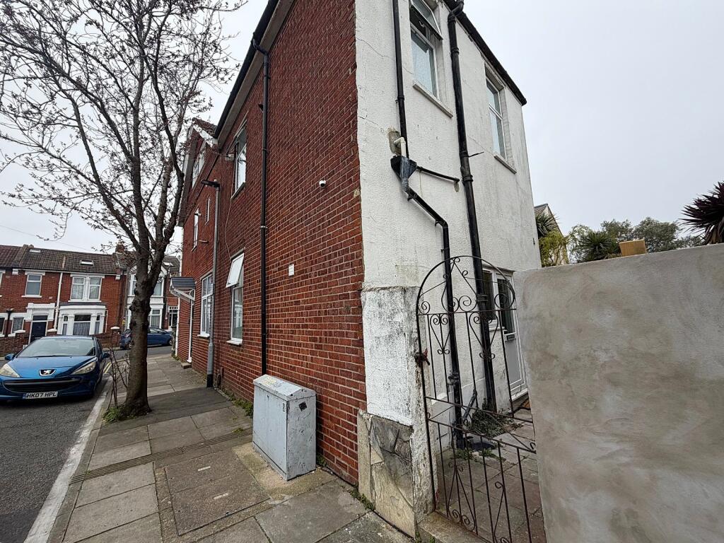 2 bed End of Terrace for rent in Portsmouth. From Beals - Southsea 2 bed End of Terrace for rent in Portsmouth. From Beals - Southsea