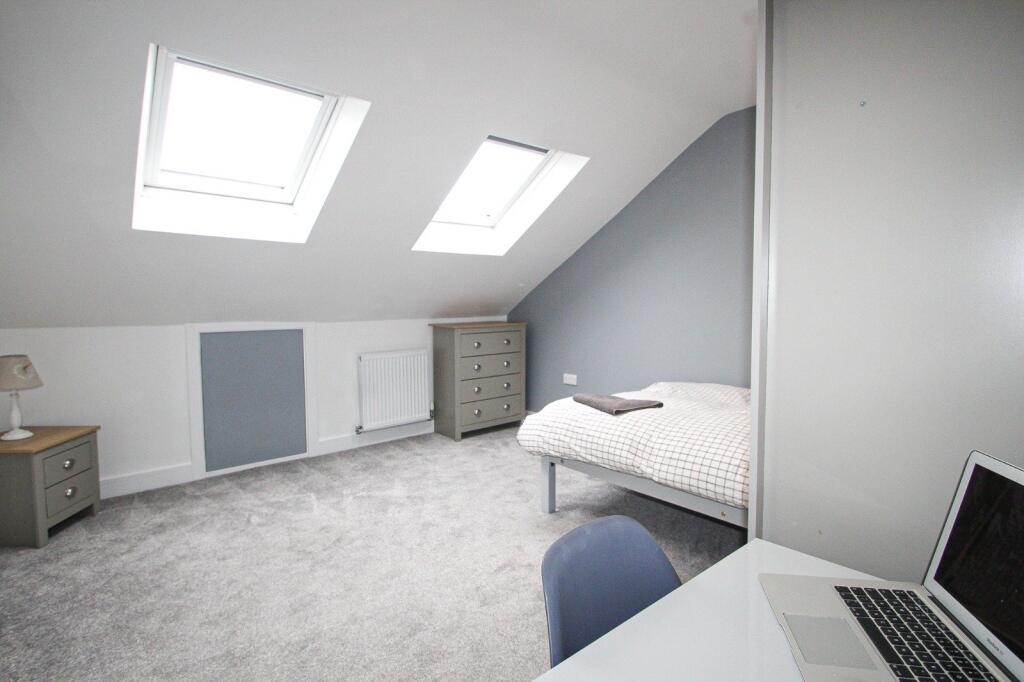 7 bed Mid Terraced House for rent in Portsmouth. From Beals - Southsea