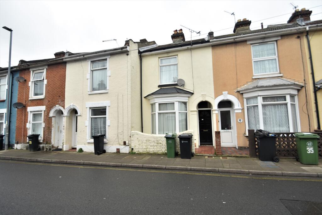 4 bed Mid Terraced House for rent in Portsmouth. From Beals - Southsea