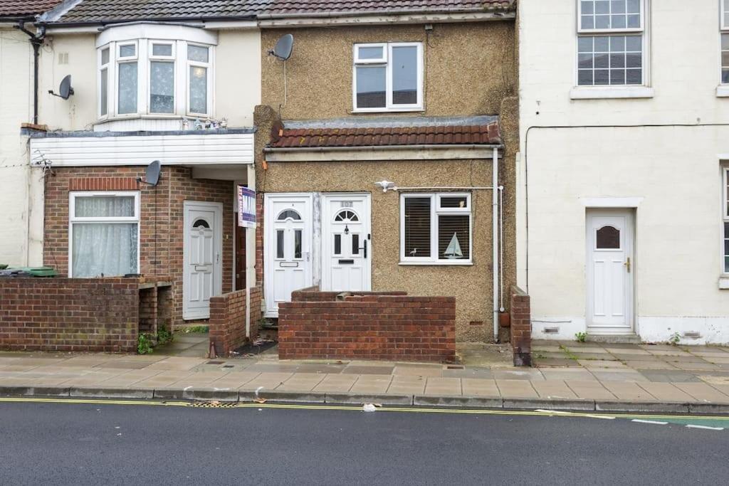 1 bed 1st Floor Flat for rent in Portsmouth. From Beals - Southsea