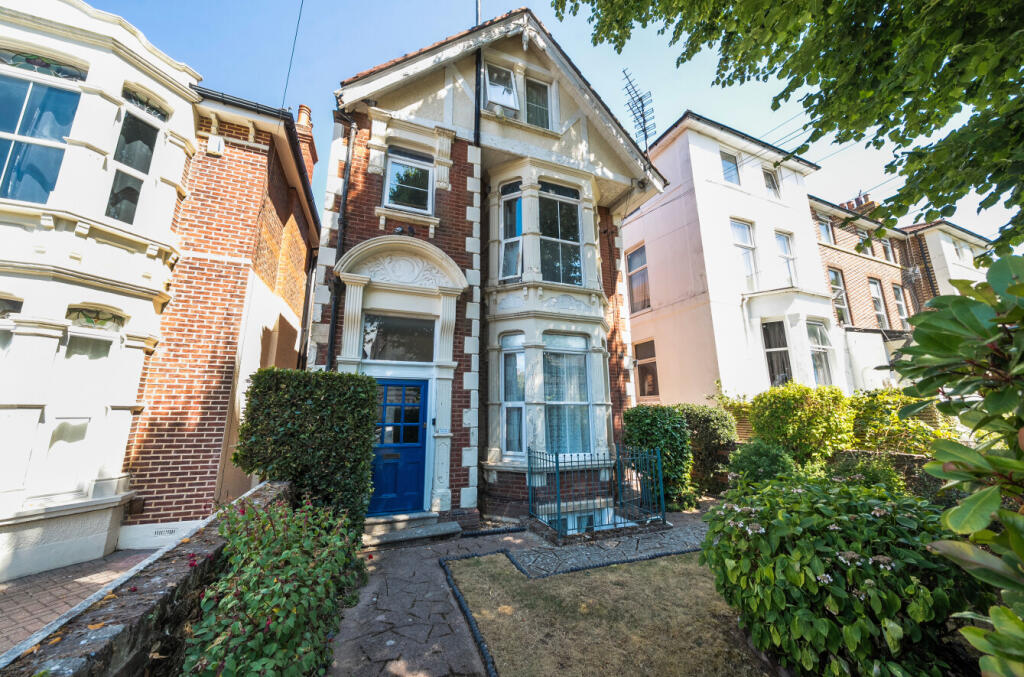 1 bed 1st Floor Flat for rent in Portsmouth. From Beals - Southsea 1 bed 1st Floor Flat for rent in Portsmouth. From Beals - Southsea