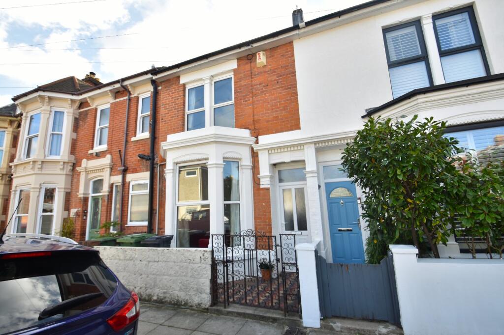 4 bed Mid Terraced House for rent in Portsmouth. From Beals - Southsea 4 bed Mid Terraced House for rent in Portsmouth. From Beals - Southsea