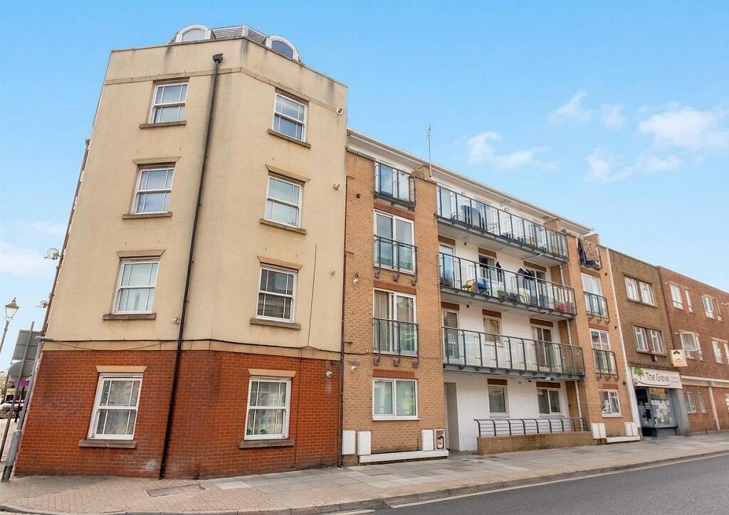 1 bed 1st Floor Flat for rent in Portsmouth. From Beals - Southsea