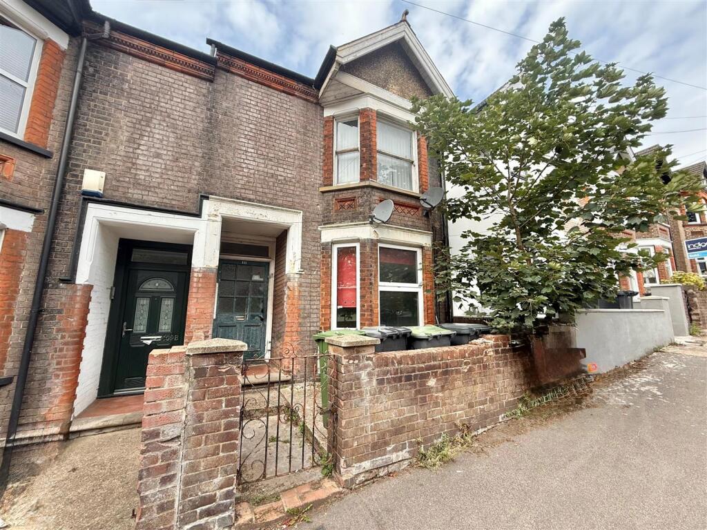 2 bed Annexe for rent in Luton. From P and R Property - Luton