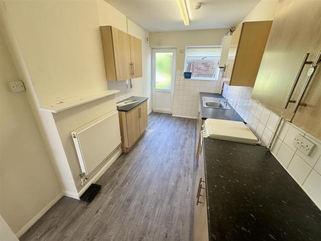 3 bed Semi Detached for rent in Streatley. From P and R Property - Luton