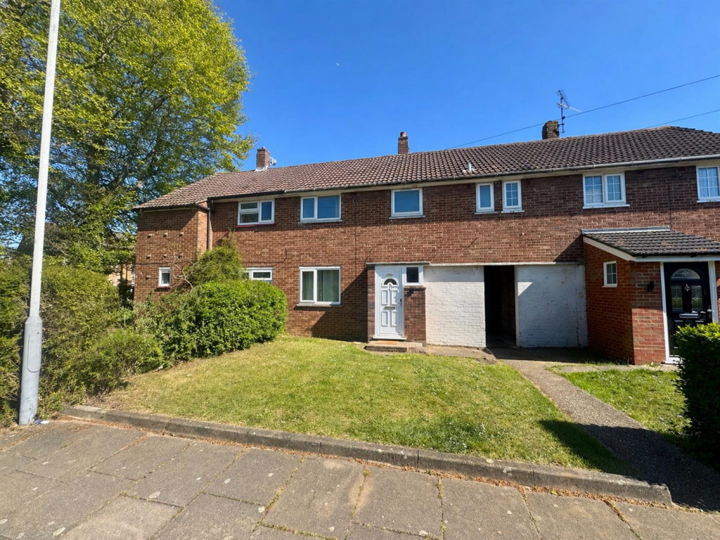 3 bed Semi Detached for rent in Streatley. From P and R Property - Luton