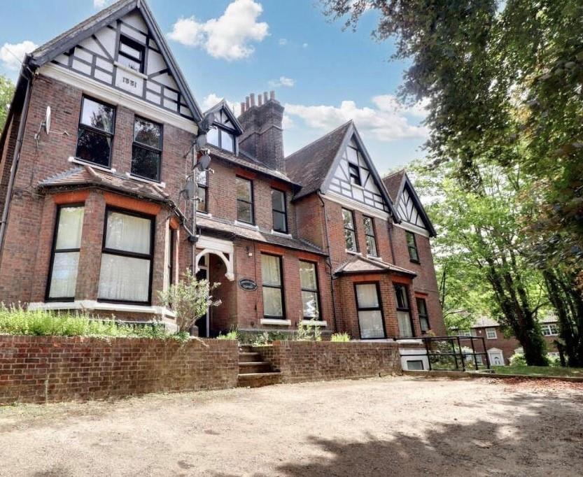 1 bed Apartment for rent in Cockernhoe. From P and R Property - Luton