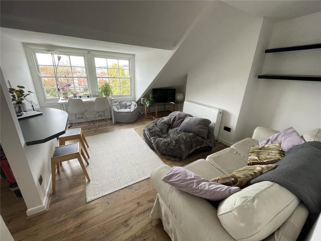 1 bed Apartment for rent in Bath. From Roman City Property Management Ltd - Bath 1 bed Apartment for rent in Bath. From Roman City Property Management Ltd - Bath