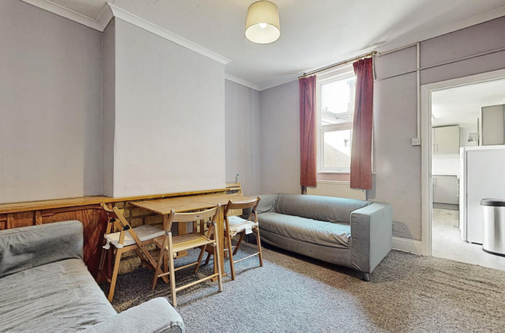 1 bed End of Terrace for rent in Kelston. From Roman City Property Management Ltd - Bath