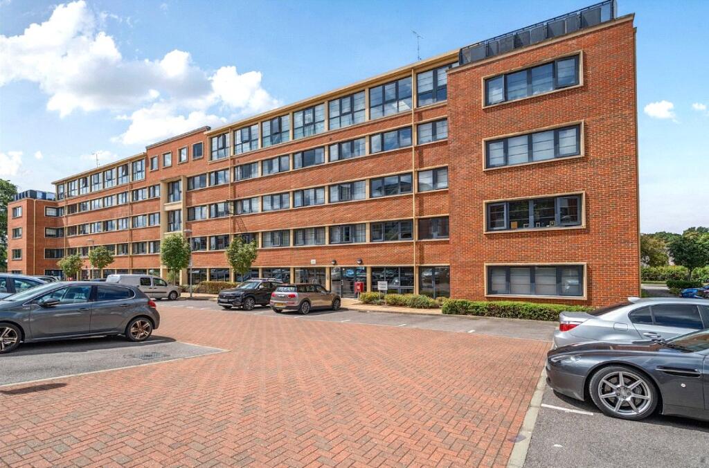 2 bed 1st Floor Flat for rent in Farnborough. From Bridges Estate Agents - Farnborough 2 bed 1st Floor Flat for rent in Farnborough. From Bridges Estate Agents - Farnborough