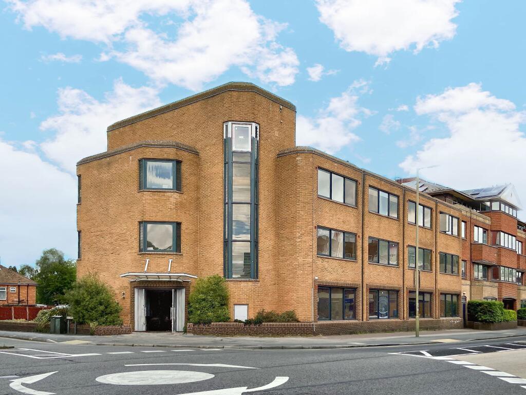 1 bed 1st Floor Flat for rent in Farnborough. From Bridges Estate Agents - Farnborough