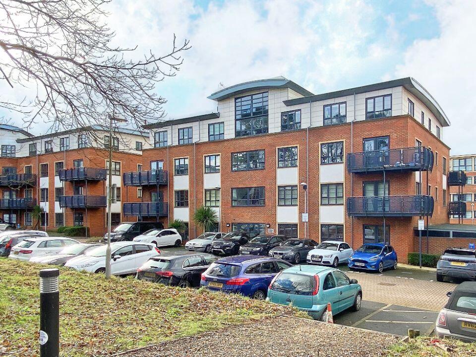 2 bed 1st Floor Flat for rent in Farnborough. From Bridges Estate Agents - Farnborough